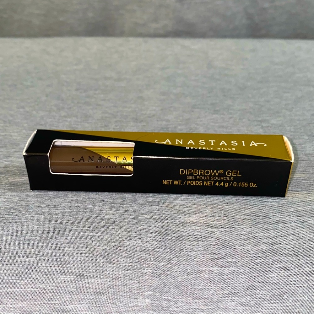 Anastasia Beverly Hills “Medium Brown” Dipbrow Gel